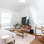 Two Luxury 2 Bedroom Duplex Apartments Holborn London